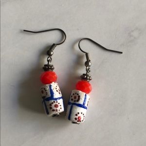 Artisanal earrings
